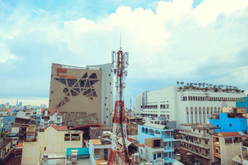 Phuong Linh Hotel Ho Chi Minh-stad Buitenkant foto